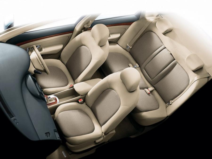  Nissan Bluebird Sylphy 20M 2006 года  (JP) (фото 4 из 7)